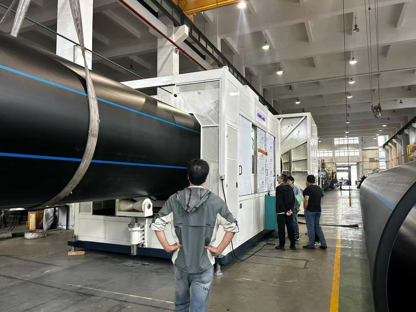 Kernpunten voor opstartapparatuur en productietechnologie van PE-buizen met grote diameters boven 2000 mm